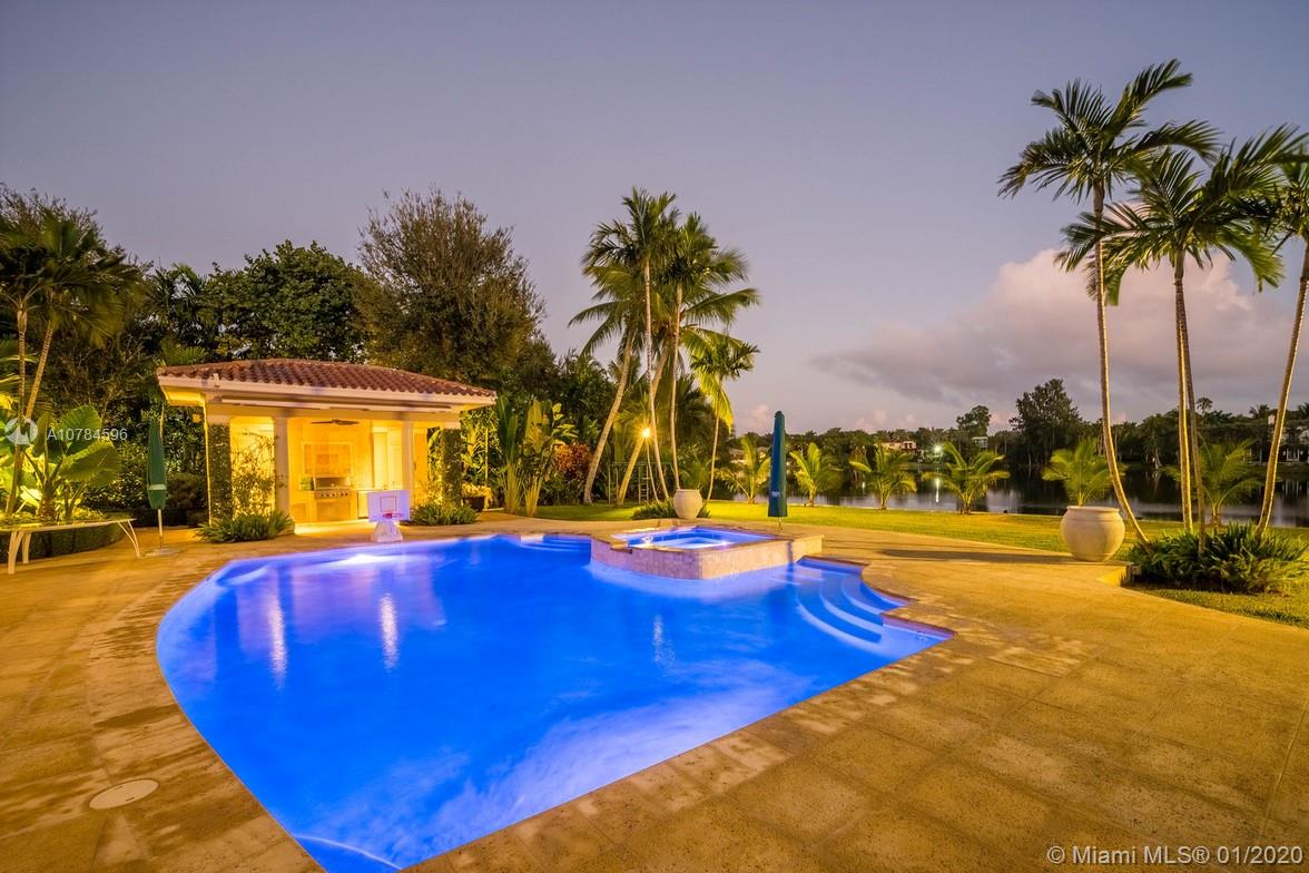 HAMMOCK LAKE Park - Residential