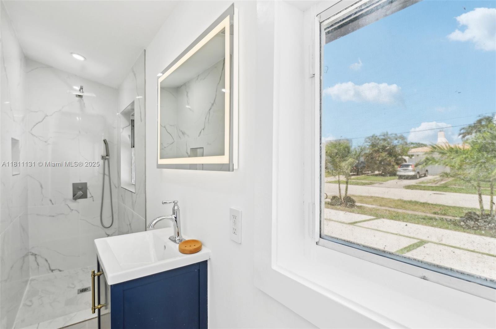 FLAMINGO PARK SEC - Residential