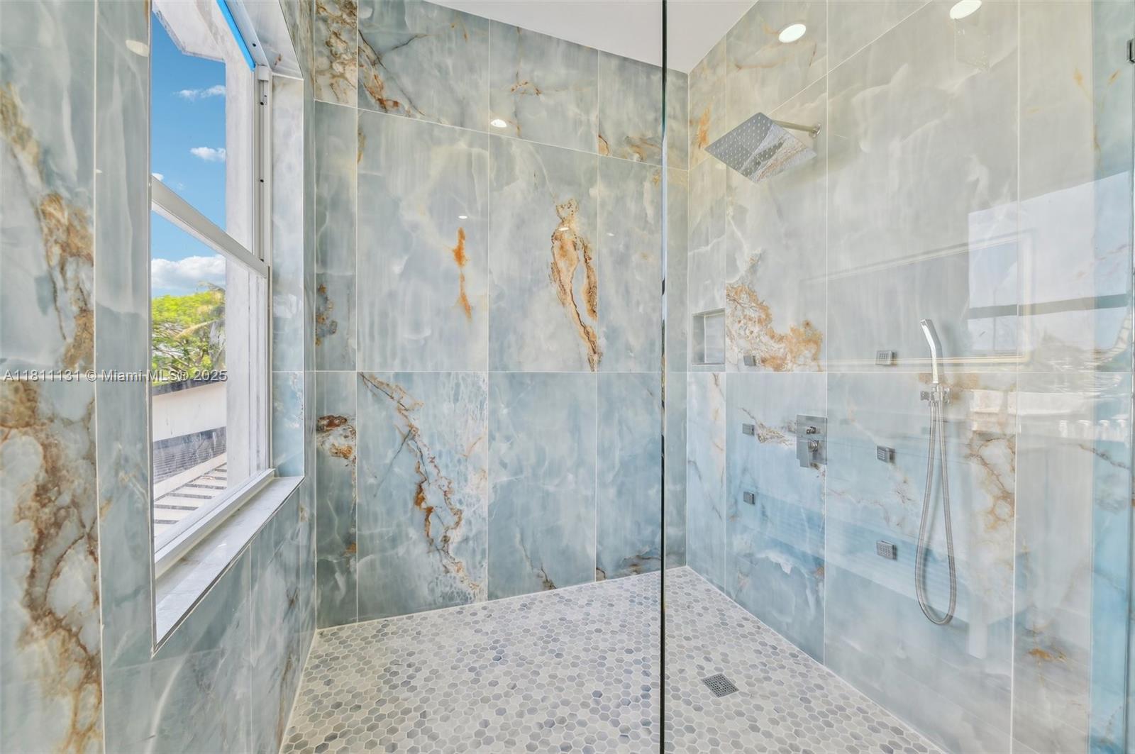 FLAMINGO PARK SEC - Residential