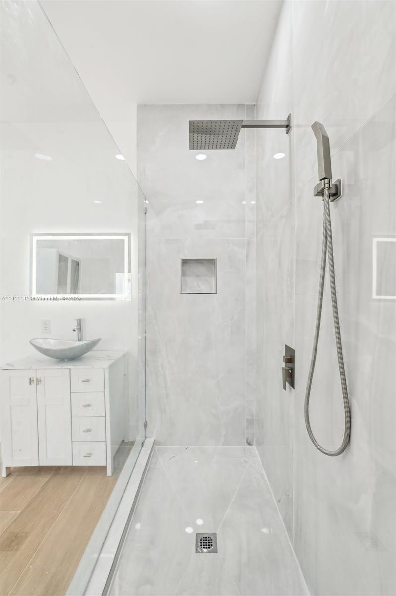 FLAMINGO PARK SEC - Residential