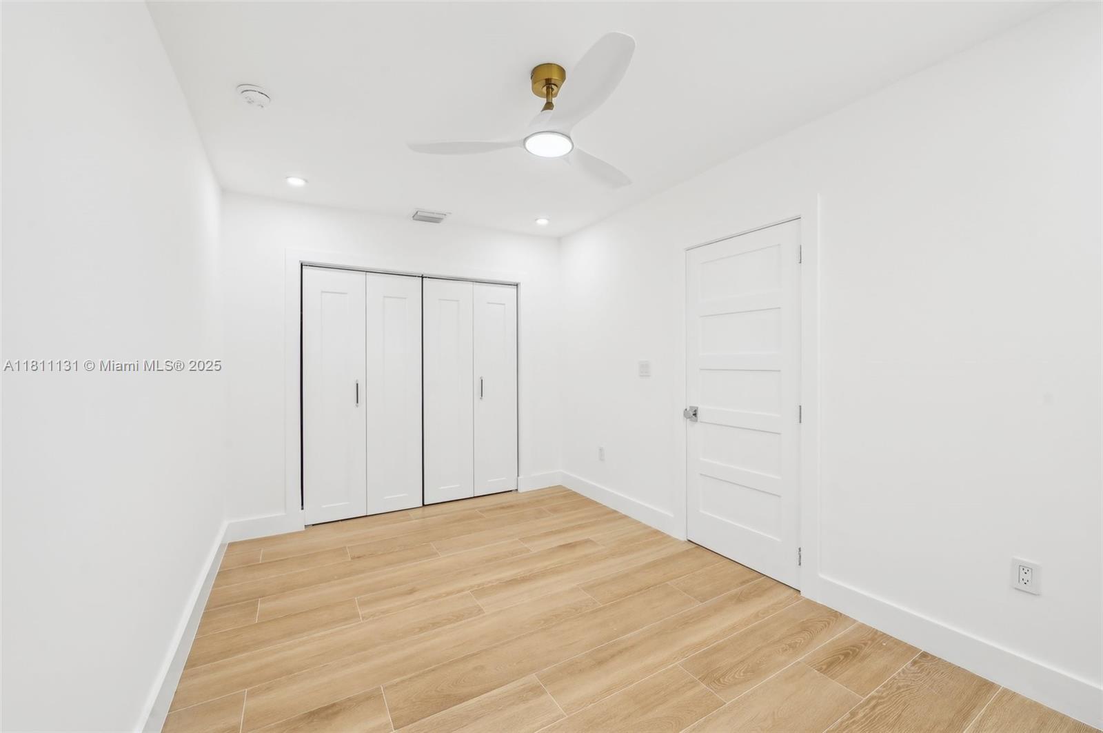 FLAMINGO PARK SEC - Residential