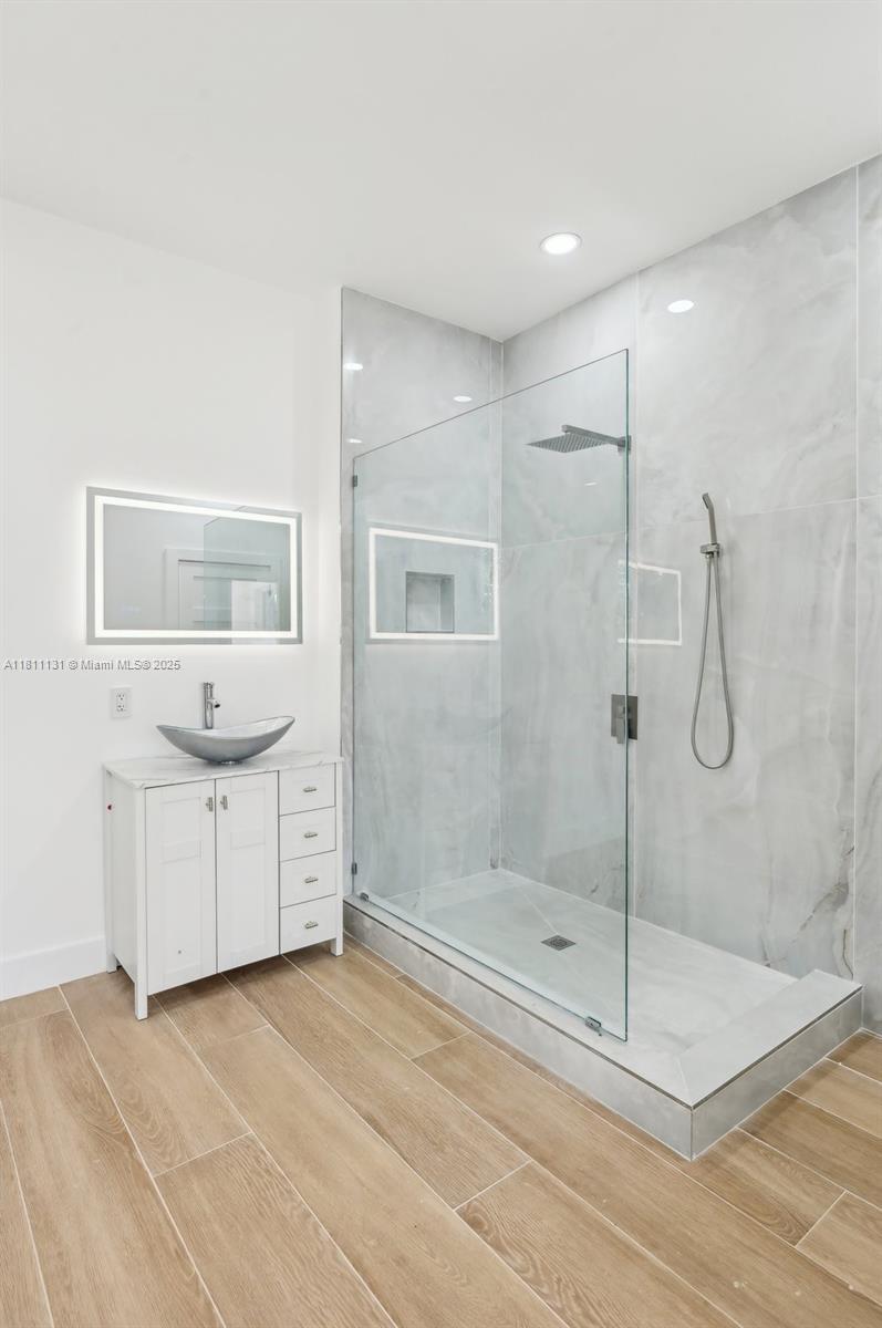 FLAMINGO PARK SEC - Residential