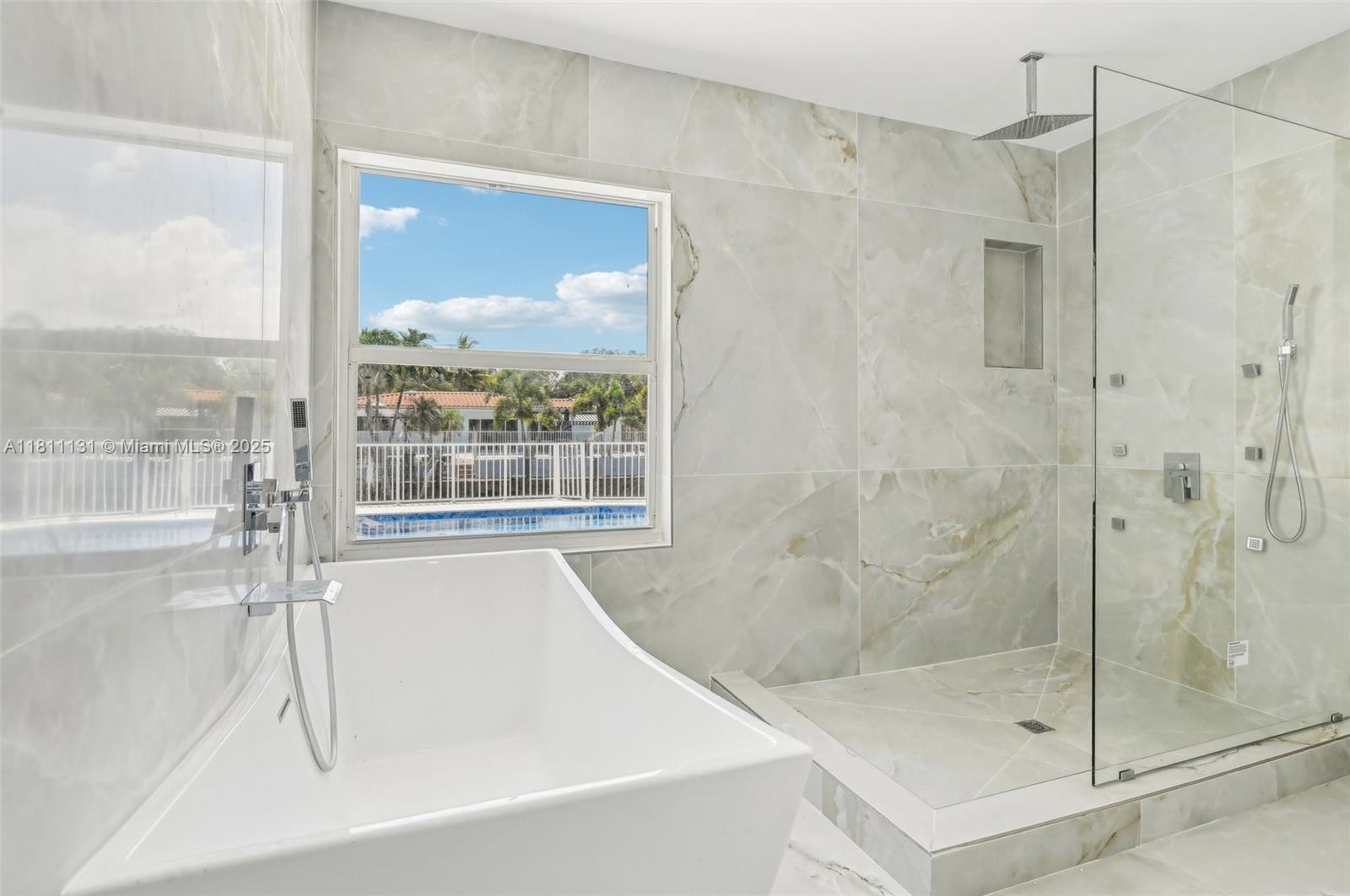 FLAMINGO PARK SEC - Residential