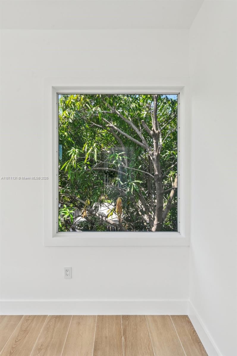 FLAMINGO PARK SEC - Residential