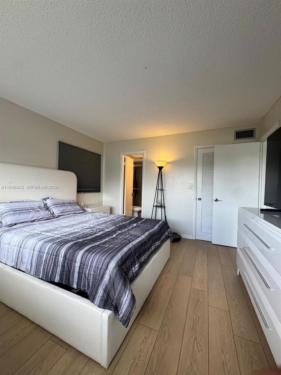 SUNRISE LAKES 39 CONDO - Residential