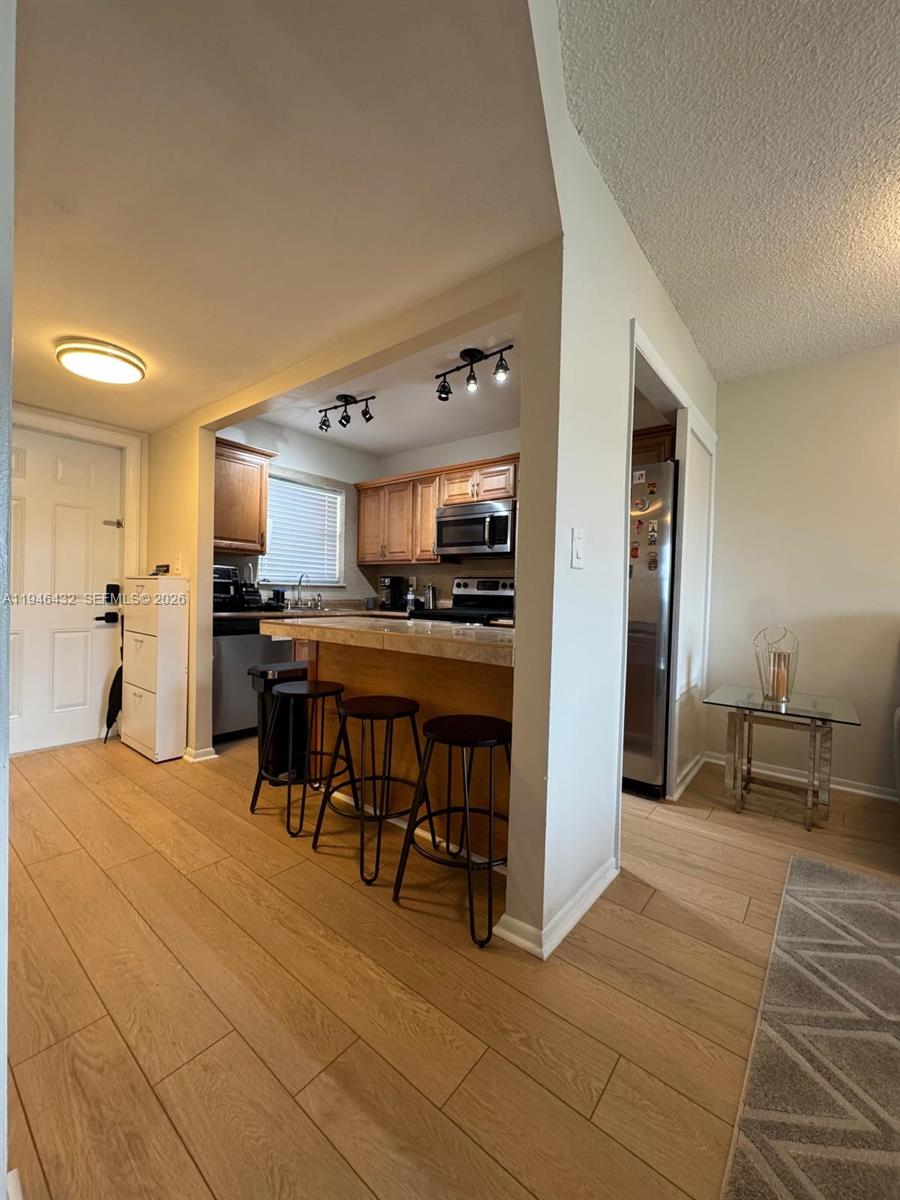 SUNRISE LAKES 39 CONDO - Residential