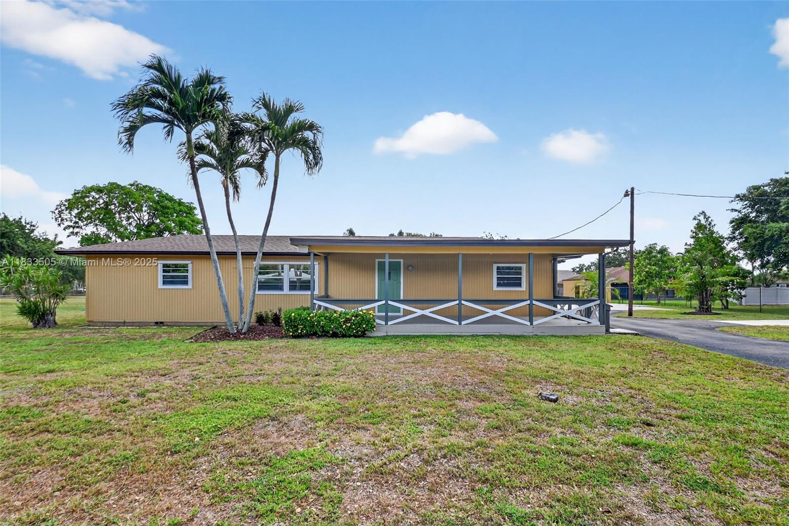 4141 Nova Ln