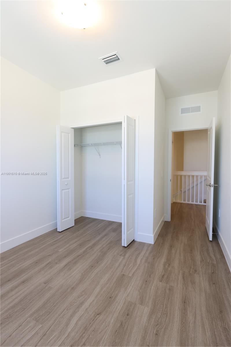 Century Park Square - Residential