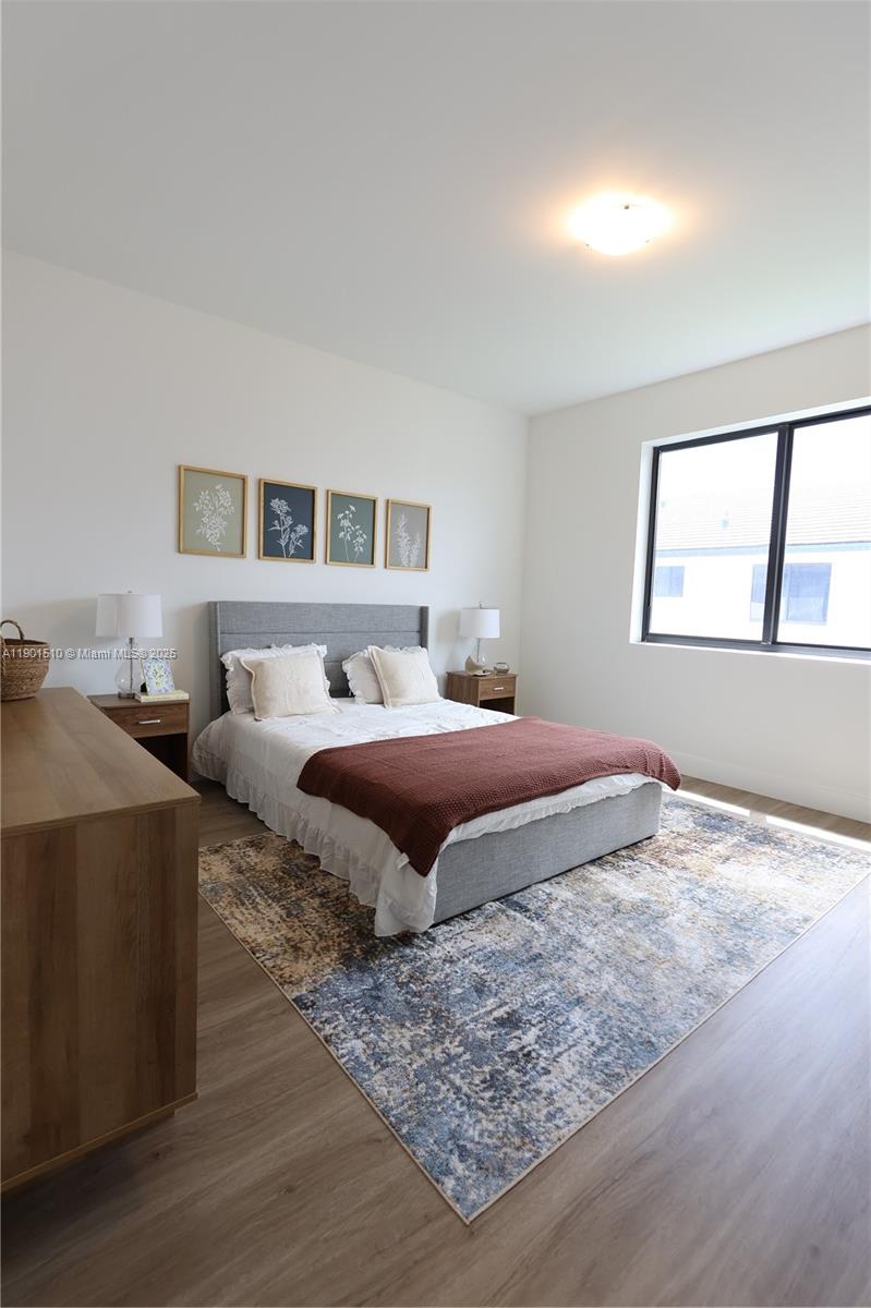 Century Park Square - Residential