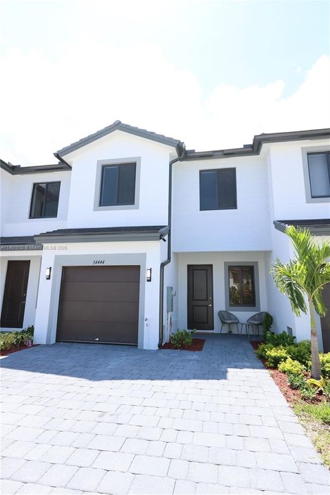 Photo of 18983 SW 345th Ter, Homestead, FL 33034 (MLS # A11901510)