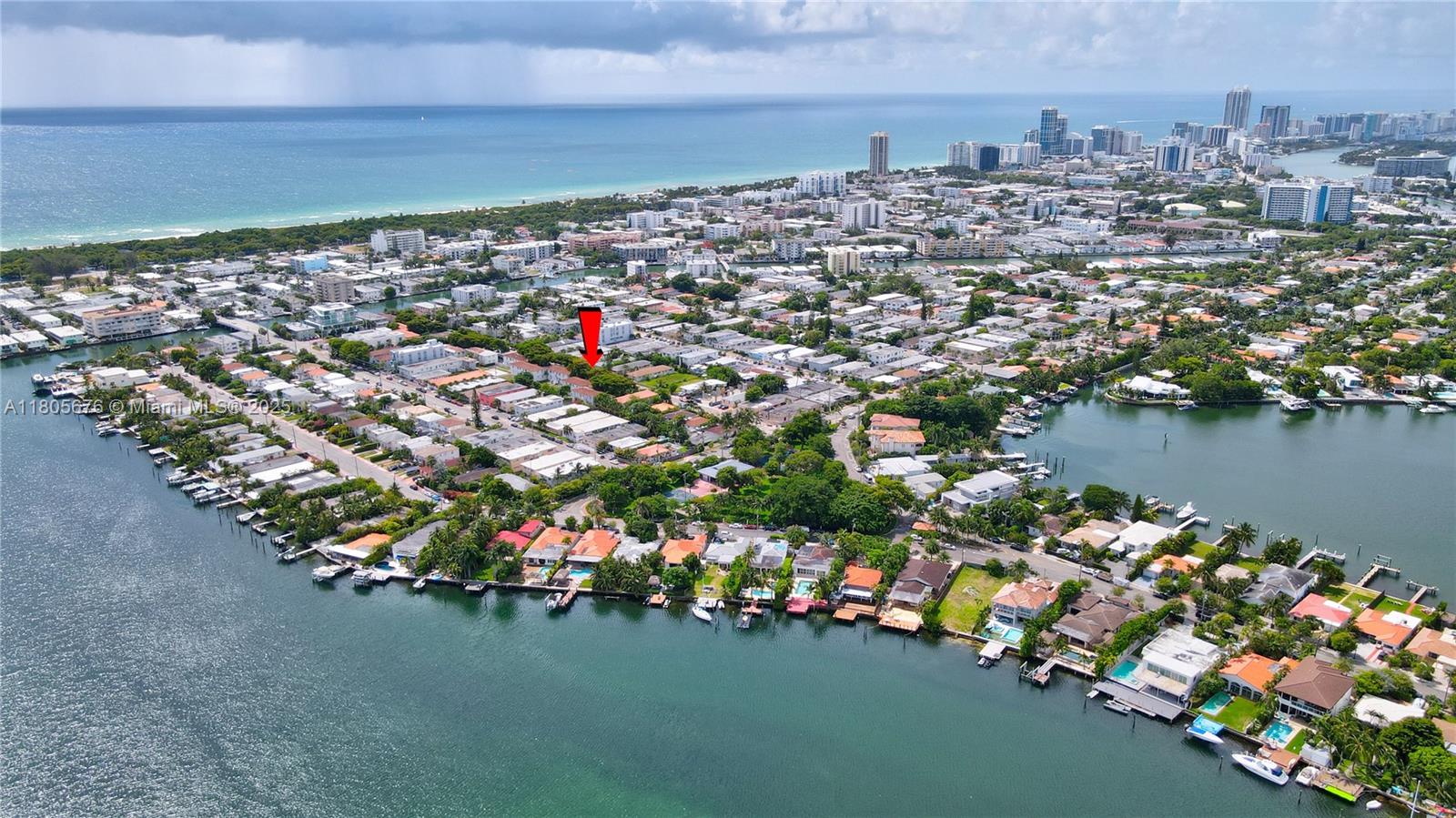 12 units Multifamily with newly renovated apartments in Miami Beach. Very close to the beach. New roof, high impact doors and windows.