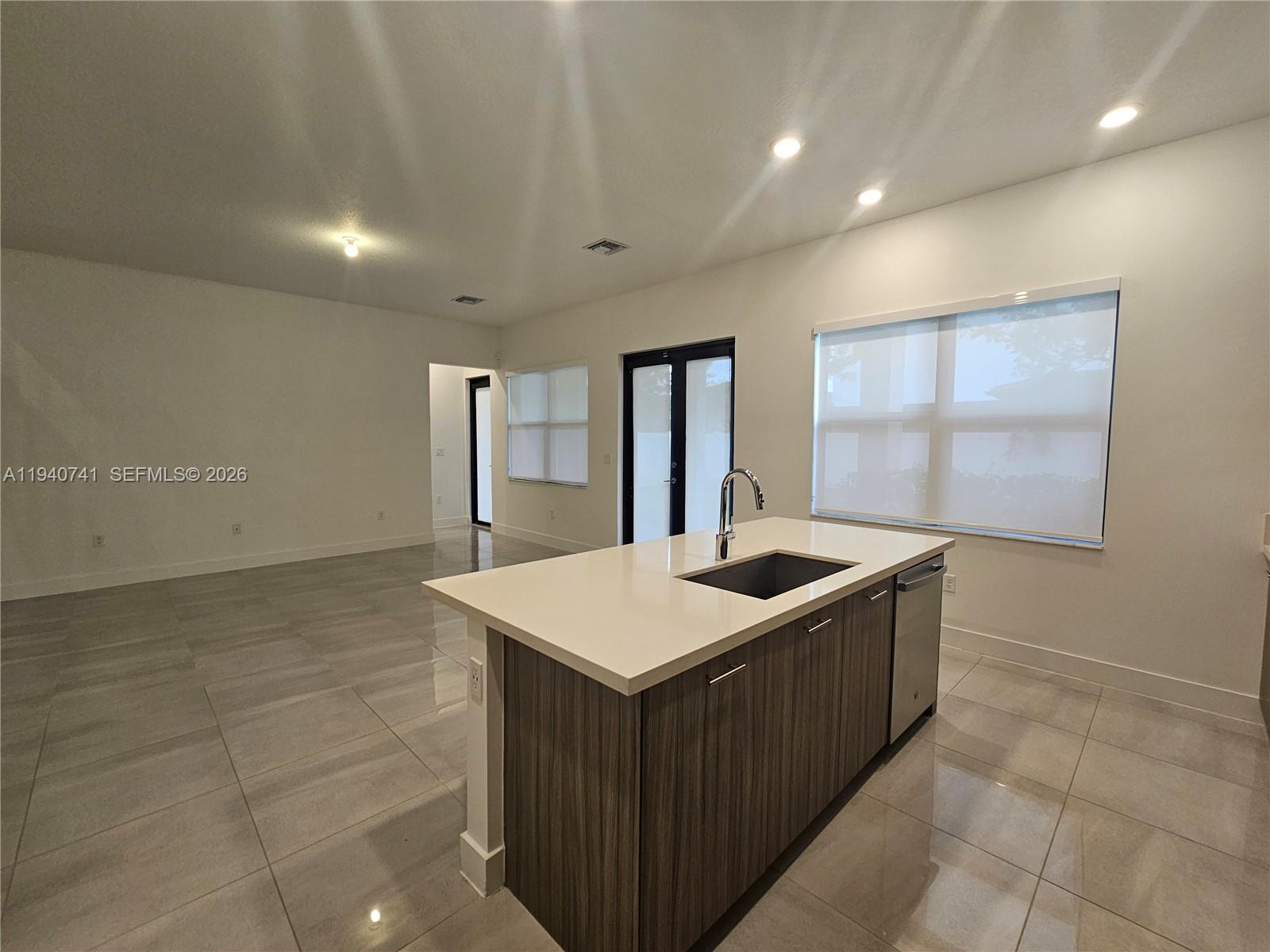 TUSCAN ISLES - Residential