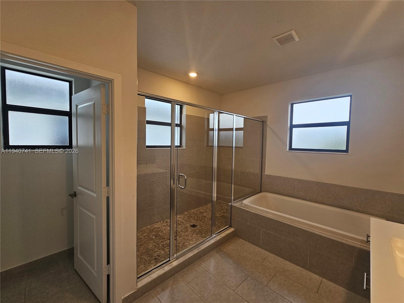 TUSCAN ISLES - Residential