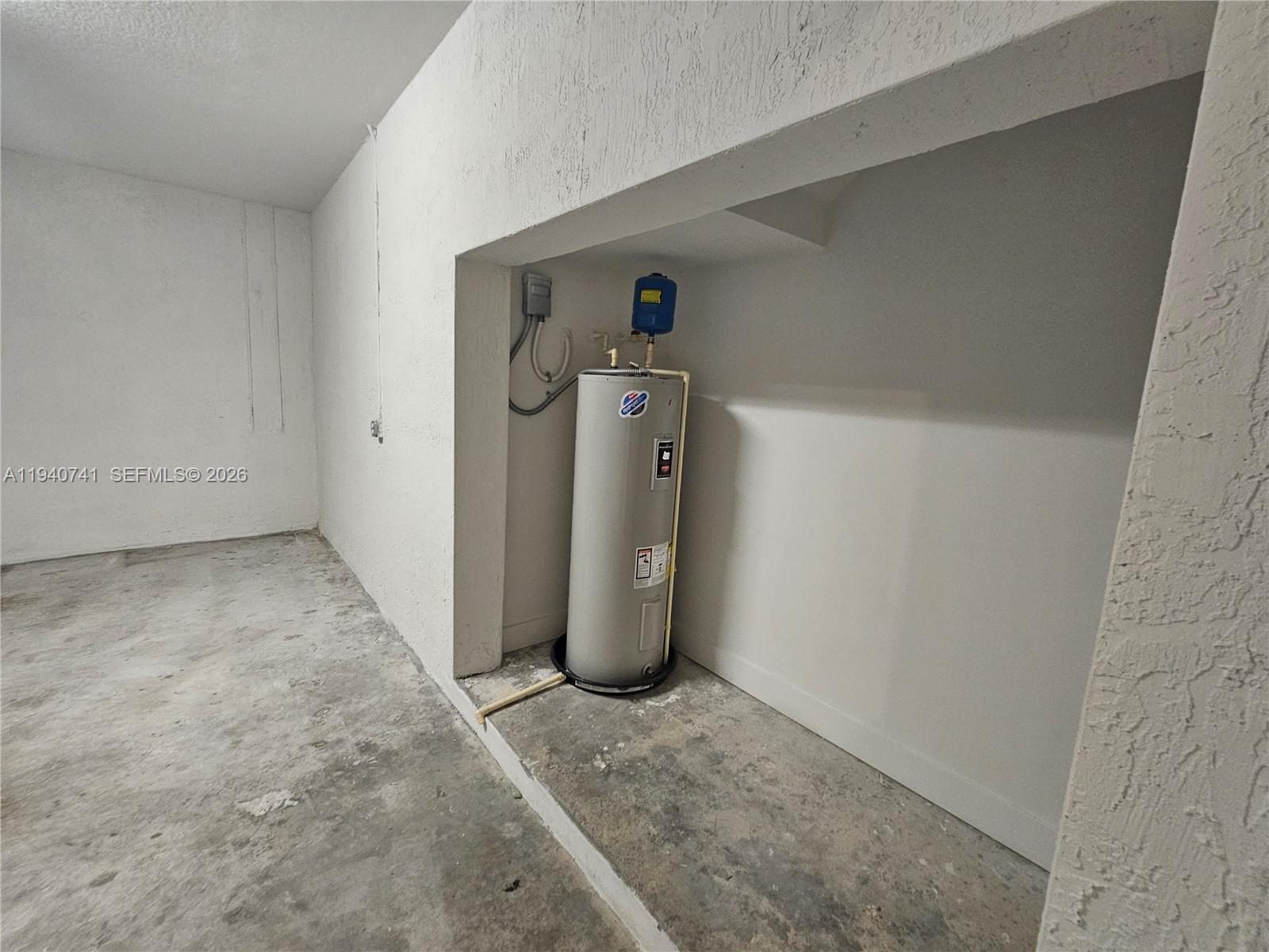 TUSCAN ISLES - Residential