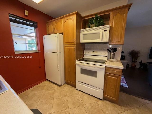 STRAND PLAZA CONDO - Residential