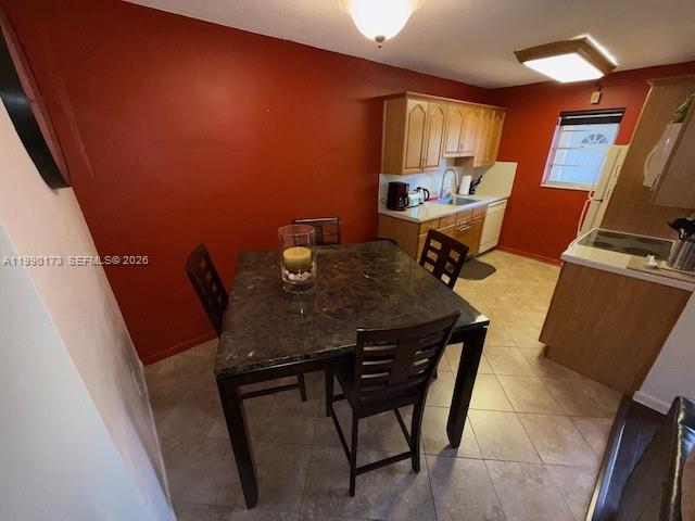 STRAND PLAZA CONDO - Residential