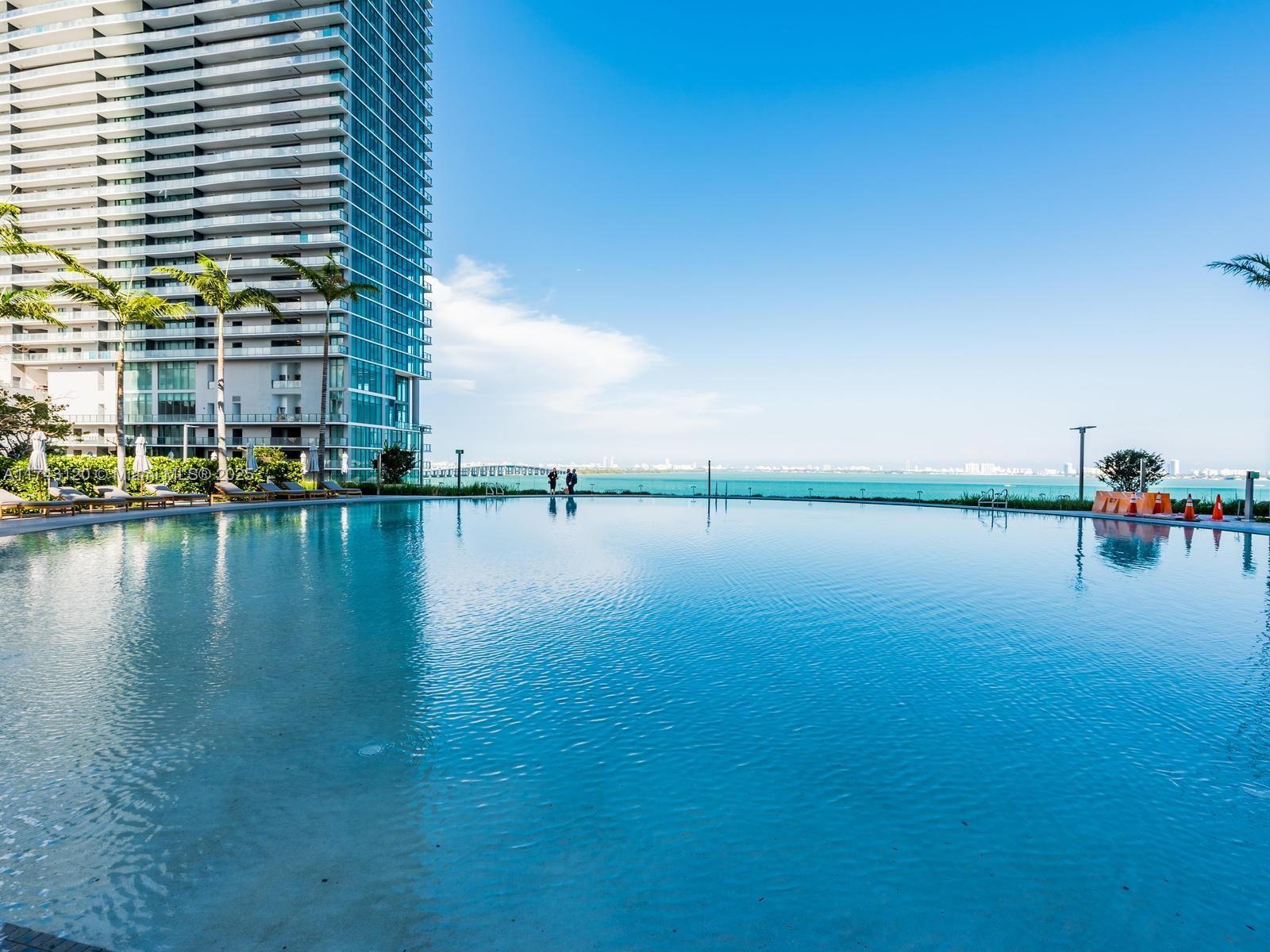 Gran Paraiso - Residential