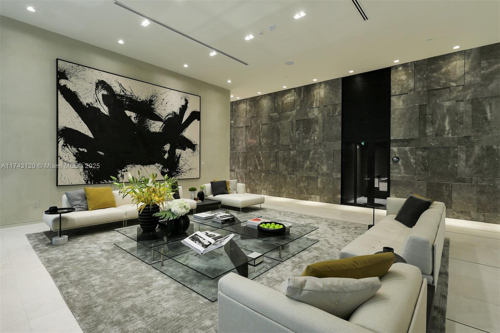 Gran Paraiso - Residential