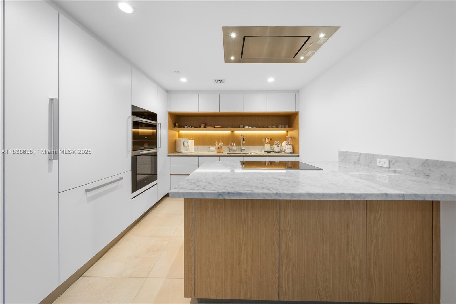 ONDA CONDO - Residential