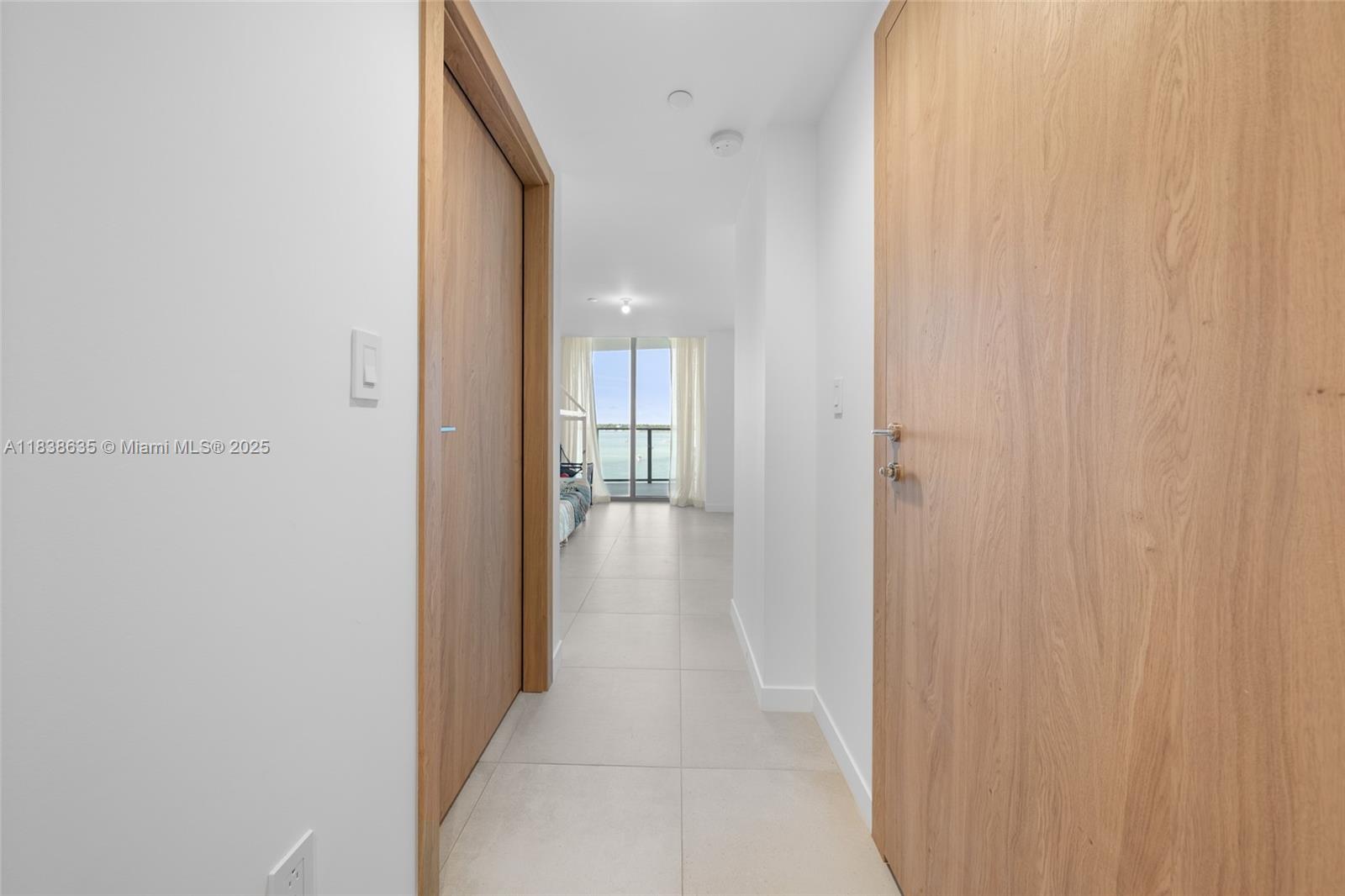 ONDA CONDO - Residential