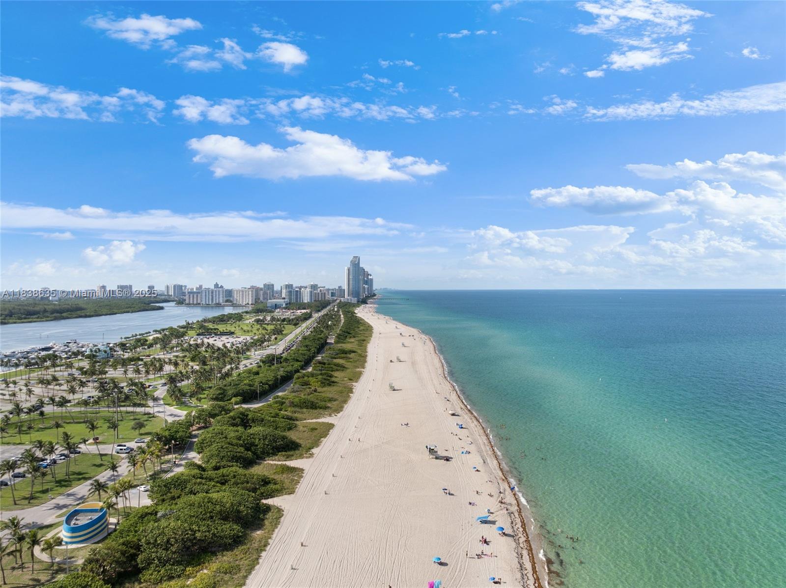 ONDA CONDO - Residential