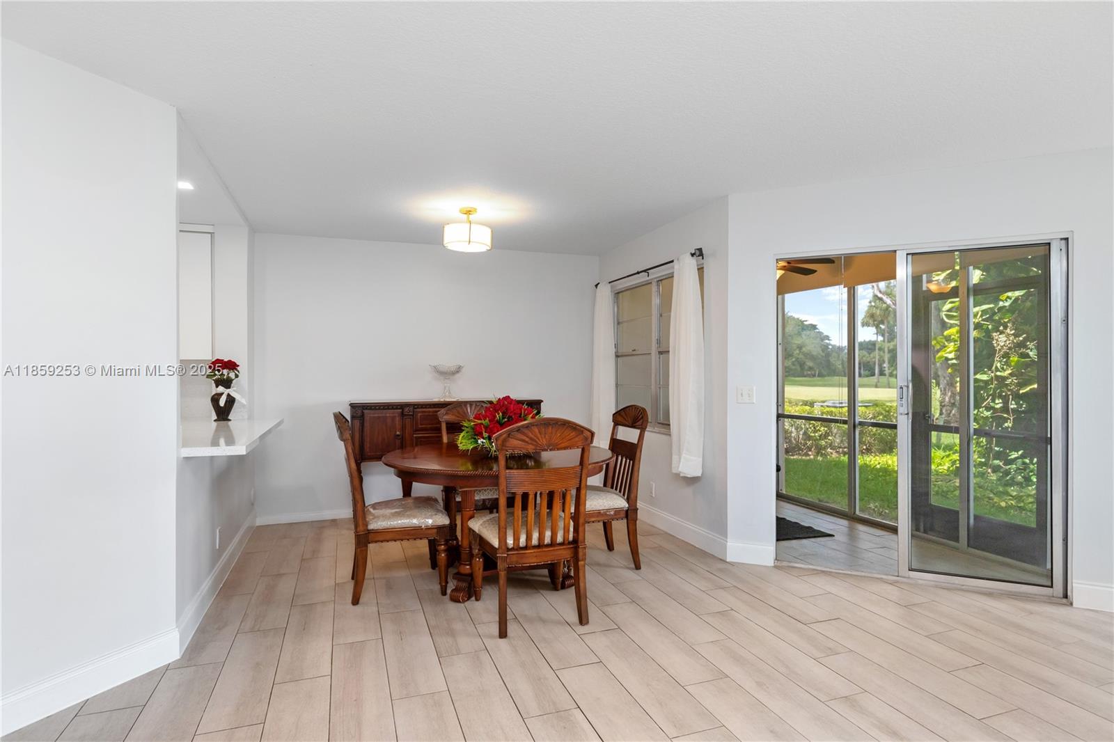 CAMBRIDGE AT CENTURY VILL - Residential