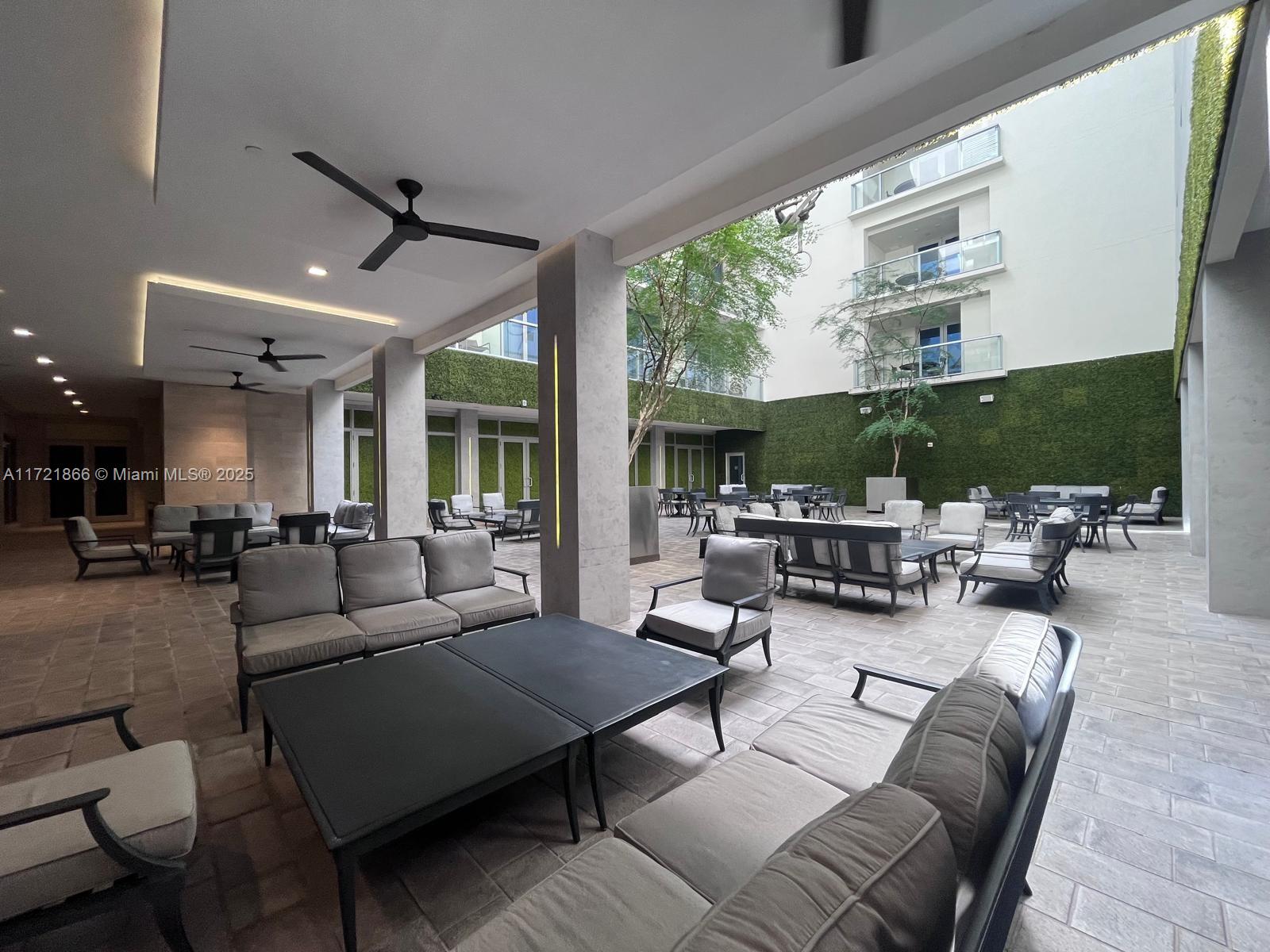 EASY TO SHOW. A luxurious 1/1 condo in the heart of Hollywood Beach with stunning water views, Italian kitchen, and open balcony. Enjoy amenities like a rooftop lounge with an infinity pool, rooftop restaurant, spa, and fitness center. Security and valet parking provided. Minutes away from Ft Lauderdale, Aventura, and a 30-minute drive to Miami Beach.