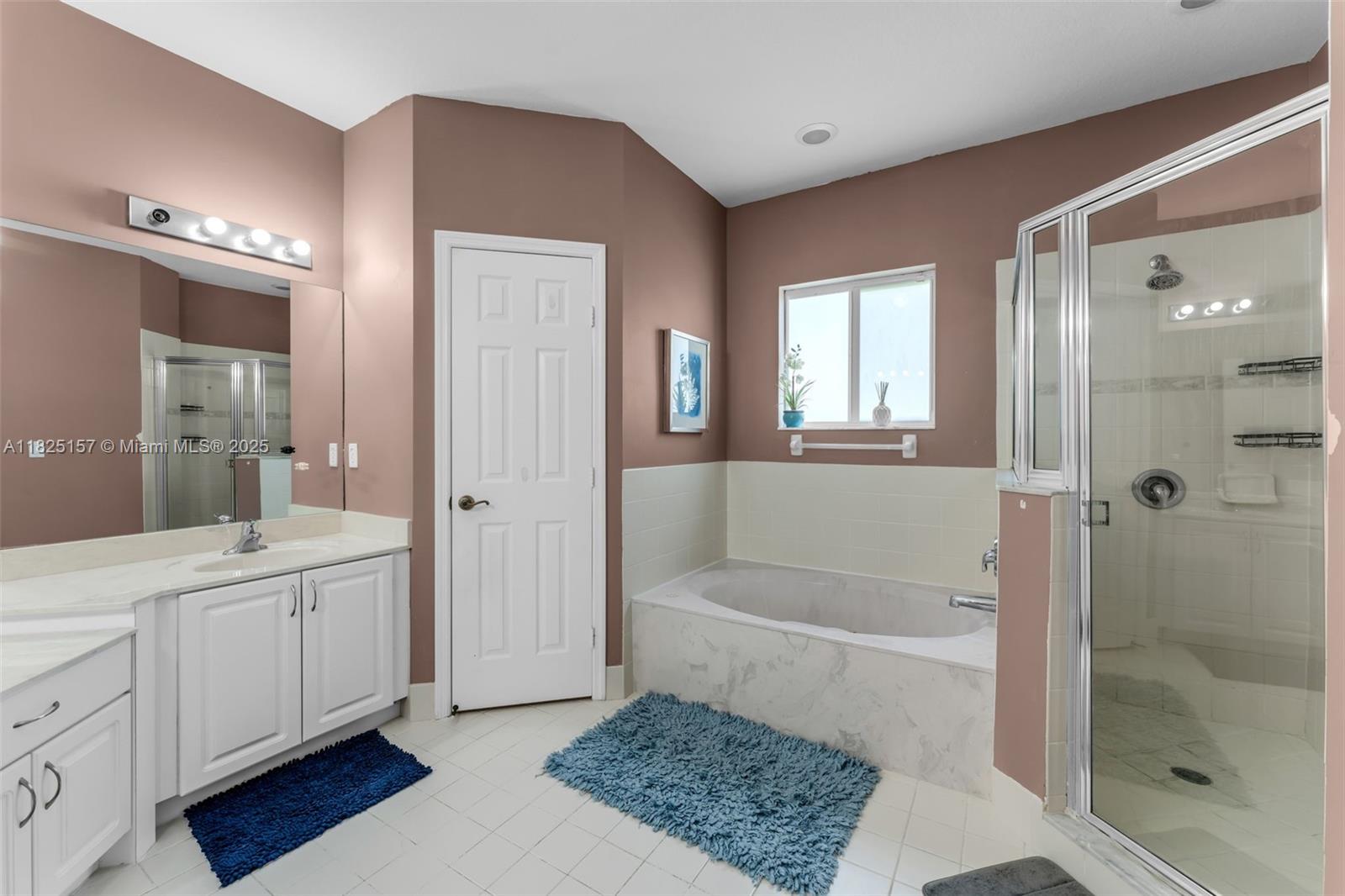 2346 SE 16th Ter, Homestead, FL, 33035/$395,000 3 2346 SE 16th Ter
