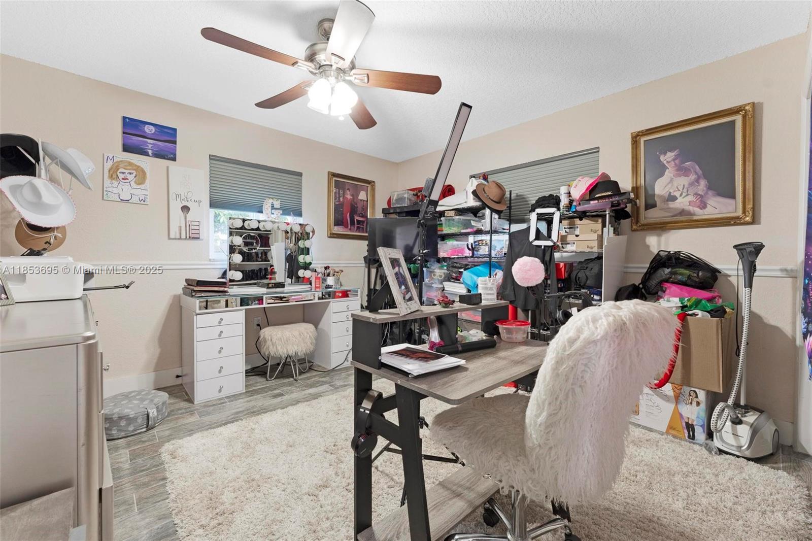 NORTH ACRES - Residential