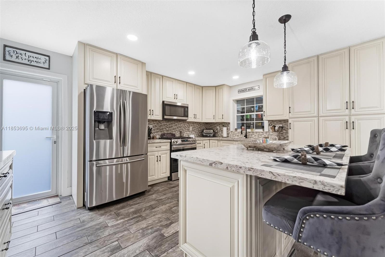 NORTH ACRES - Residential