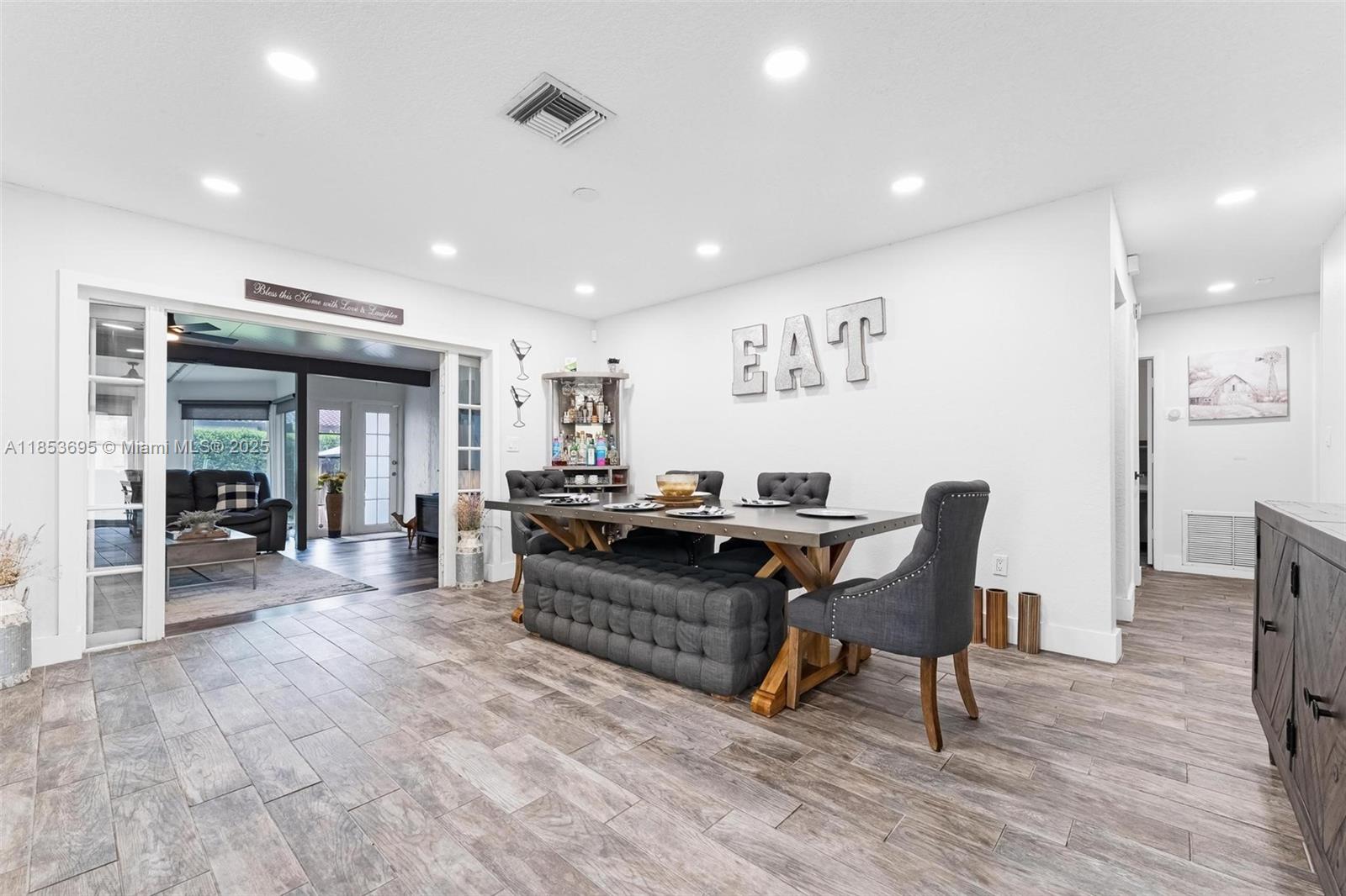 NORTH ACRES - Residential