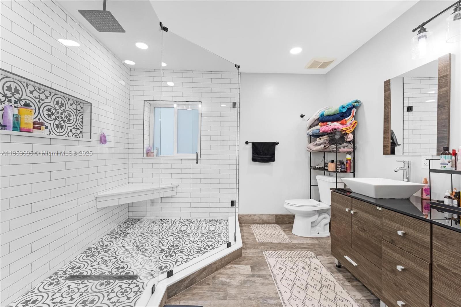 NORTH ACRES - Residential