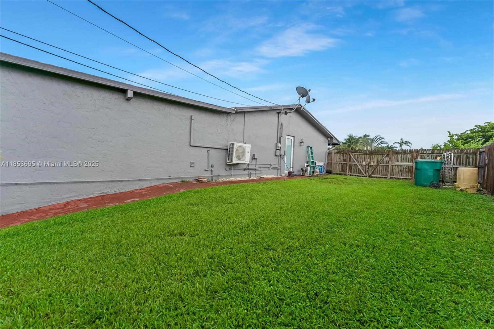 NORTH ACRES - Residential