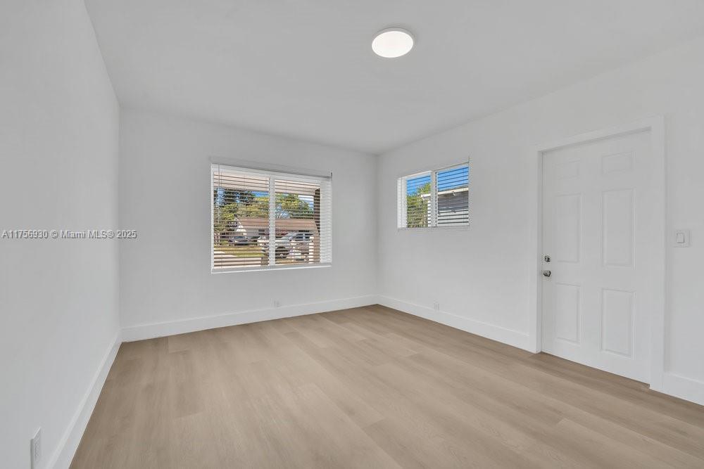 BOWERS PARK - Residential