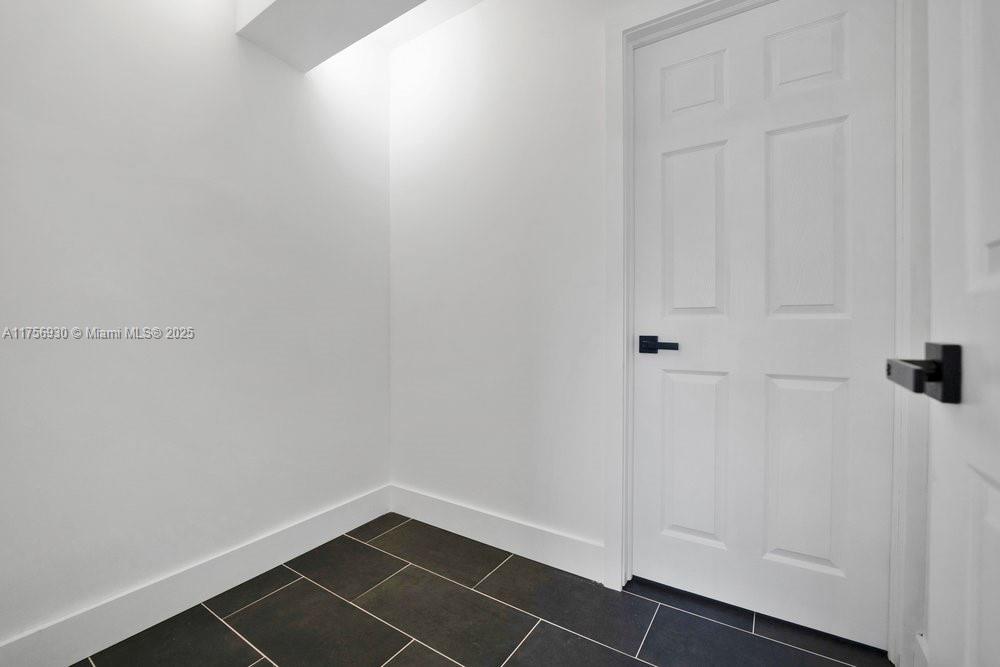 BOWERS PARK - Residential