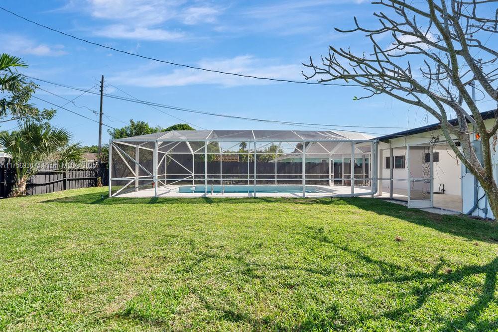 BOWERS PARK - Residential