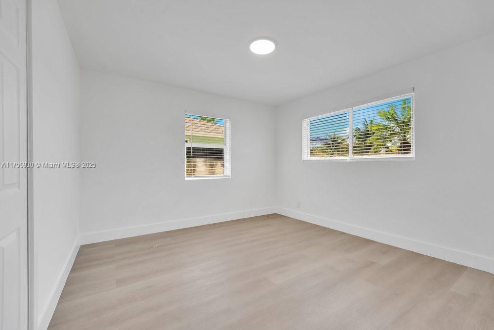 BOWERS PARK - Residential