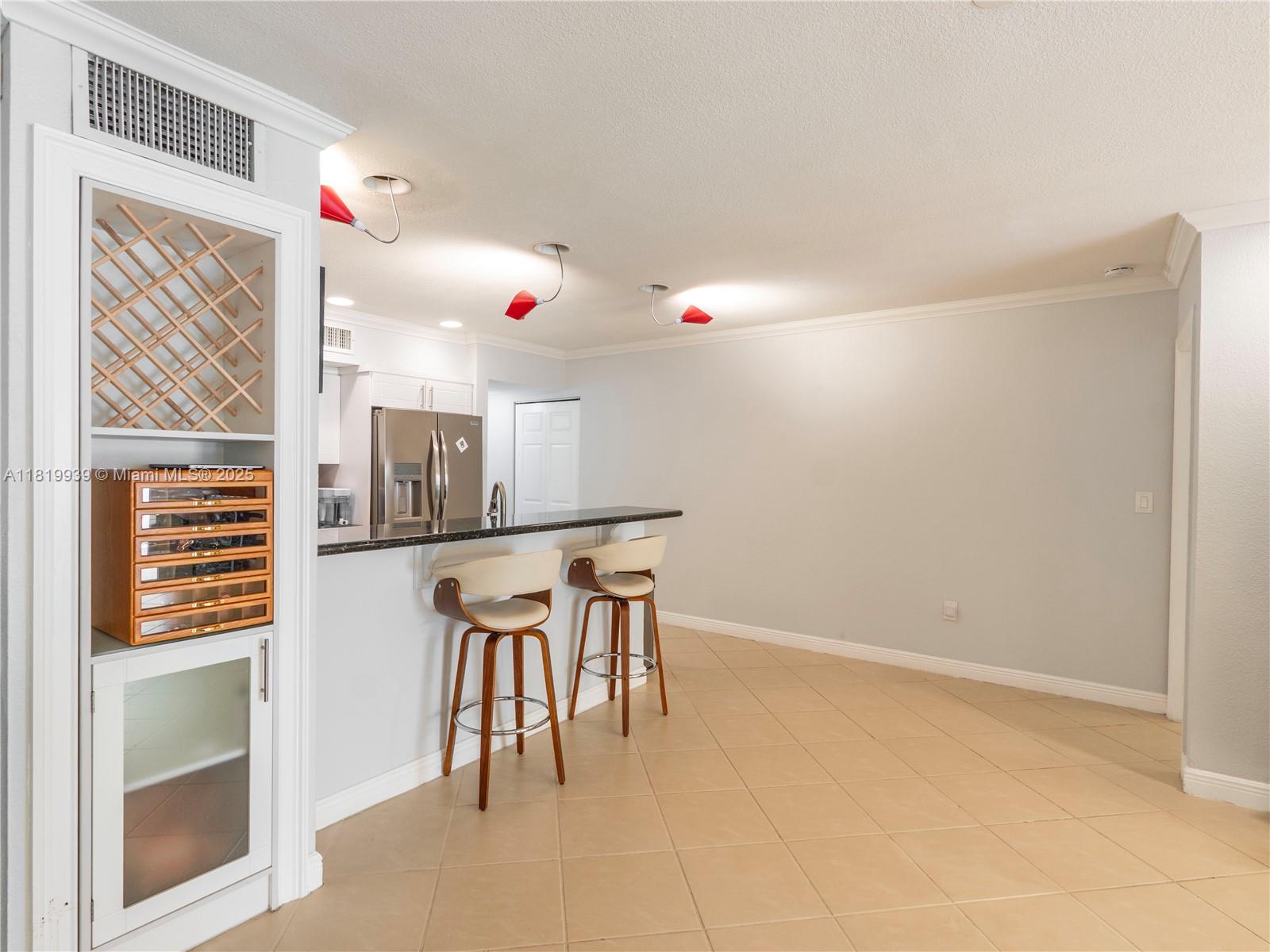 MIAMI LAKES WINDMILL GATE - Residential