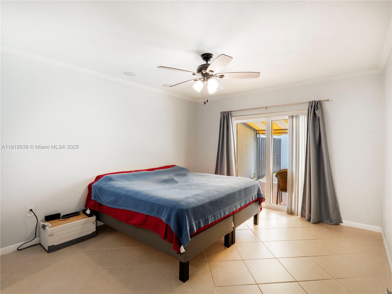 MIAMI LAKES WINDMILL GATE - Residential