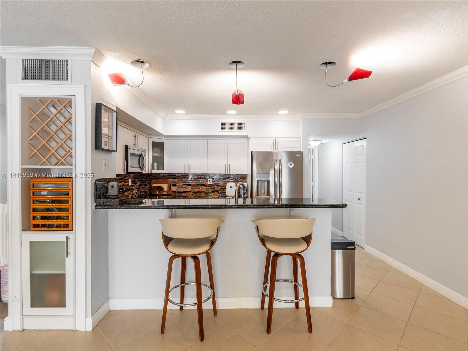 MIAMI LAKES WINDMILL GATE - Residential