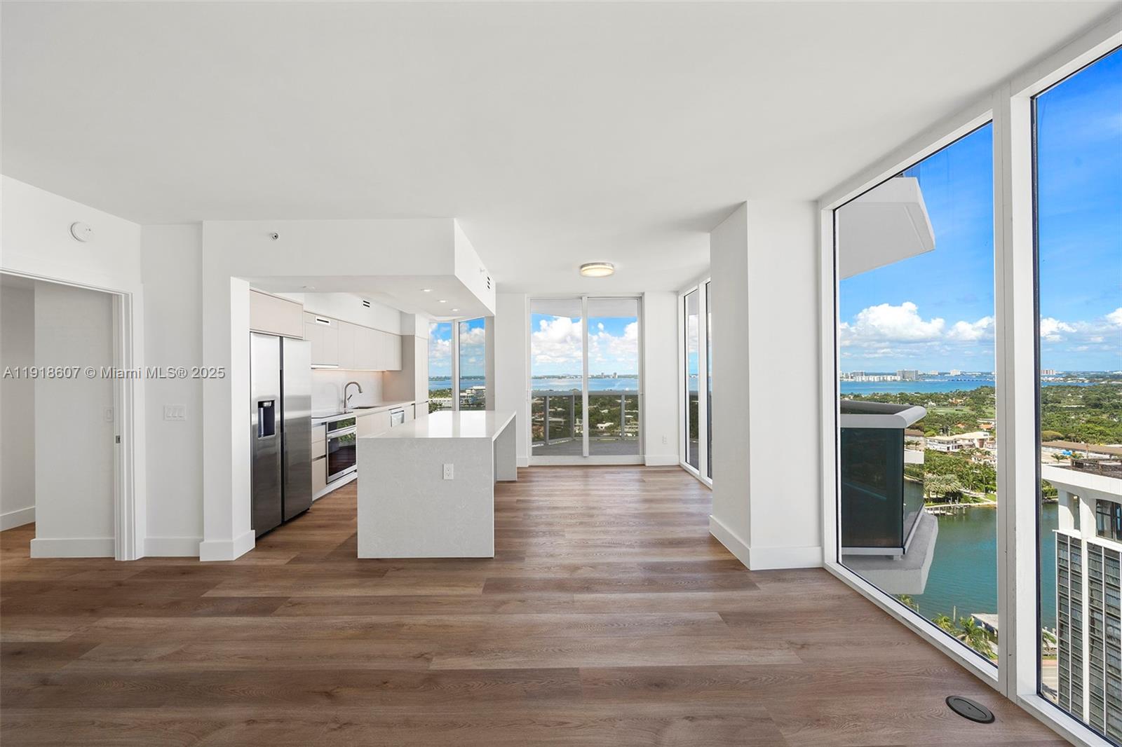 BLUE DIAMOND CONDO - Residential Lease