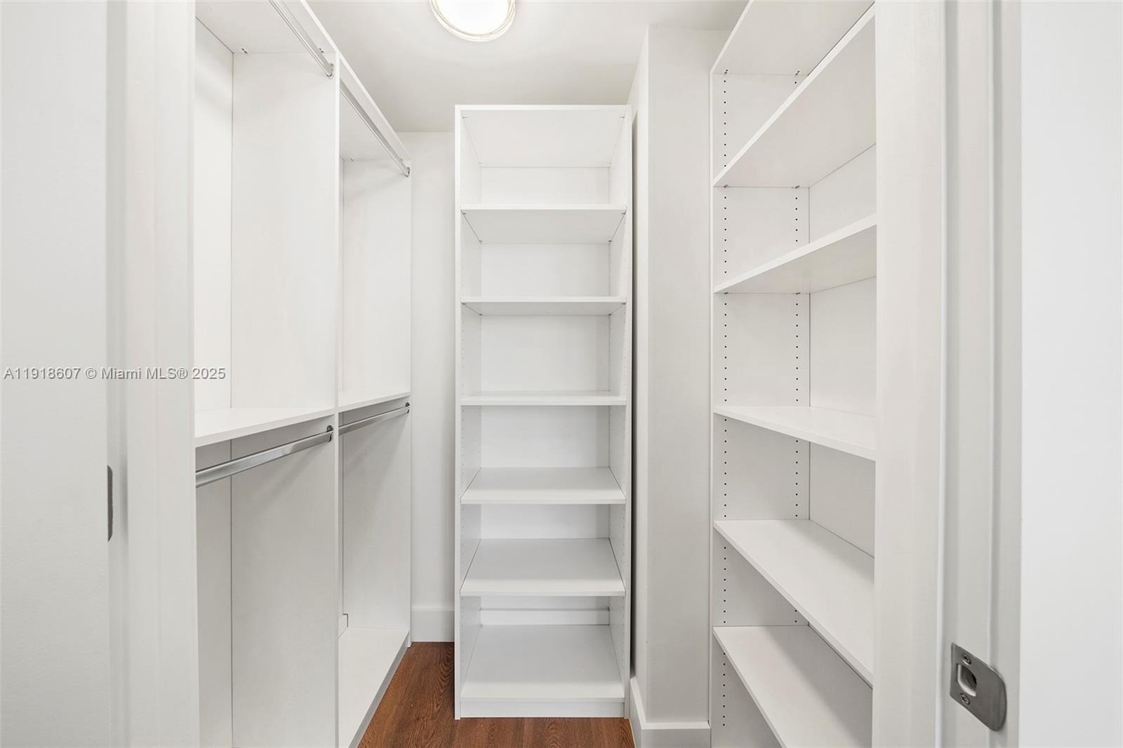 BLUE DIAMOND CONDO - Residential Lease