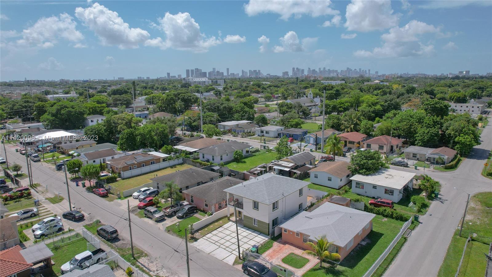 LIBERTY CITY - Residential