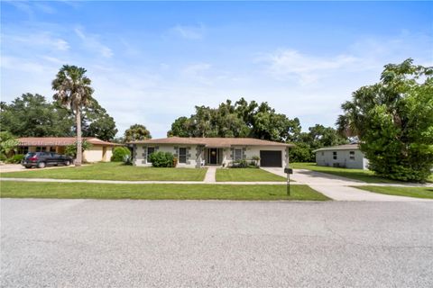 A home in Deltona