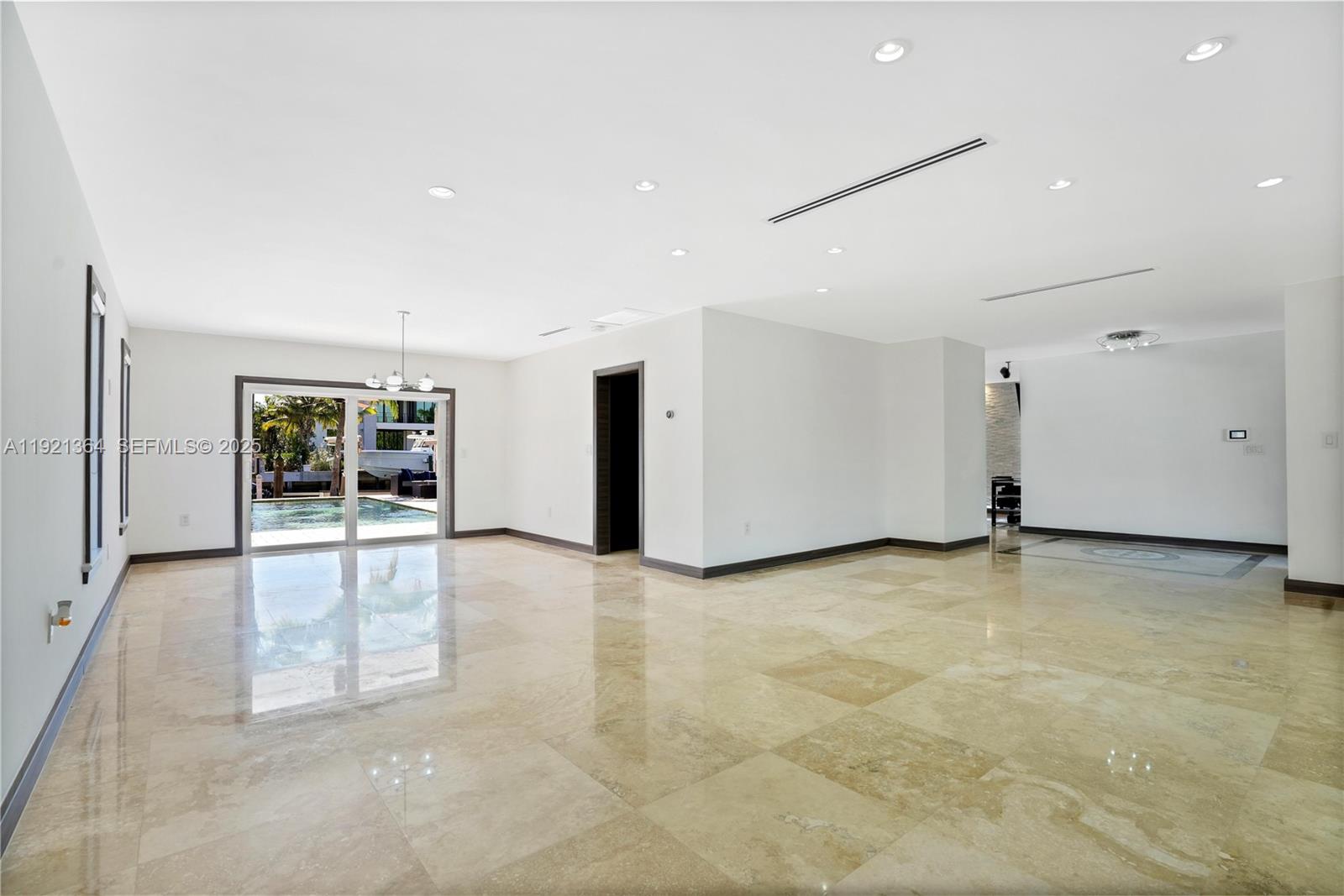 SAN SOUCI ESTATES - Residential