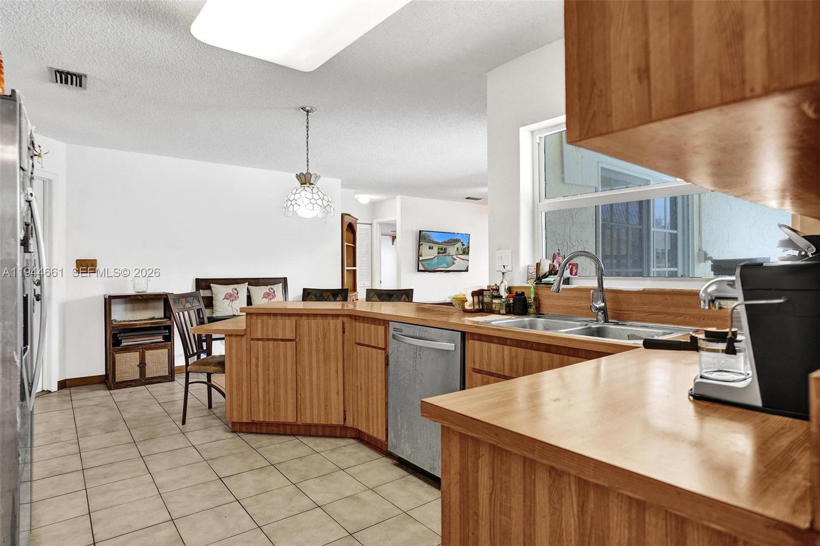 FLAMINGO GARDENS-PHASE TW - Residential