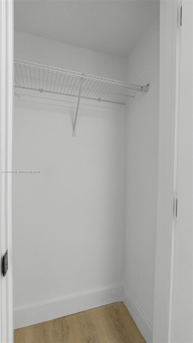 RANDALL PARK - Residential