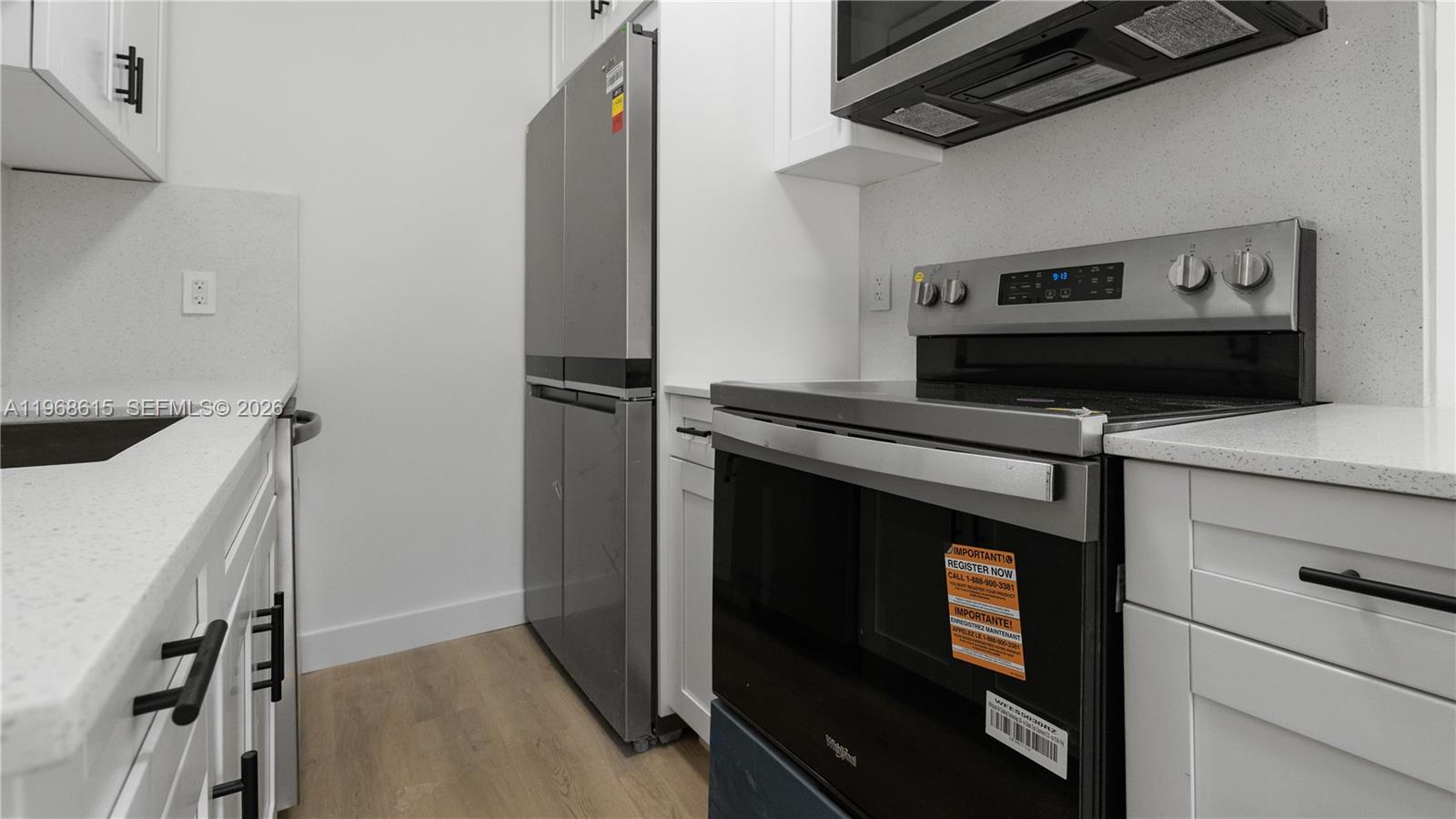 RANDALL PARK - Residential