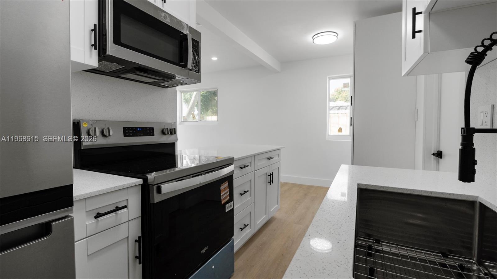 RANDALL PARK - Residential