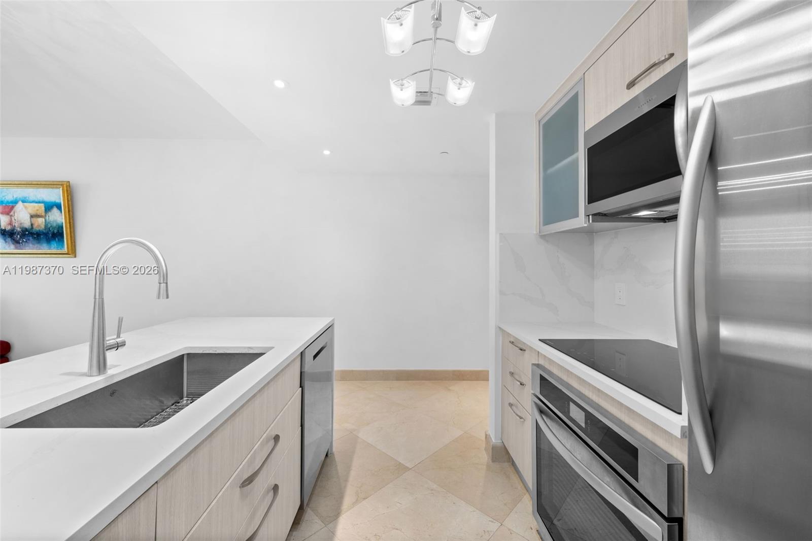 BEACH CLUB CONDO - Residential